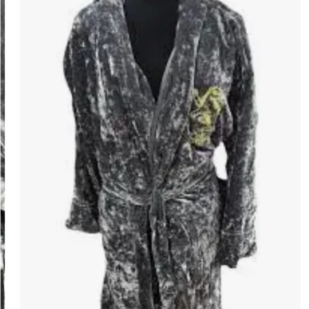 Pottery Barn Teen Gray Velvet Robe with Gold Embroidery